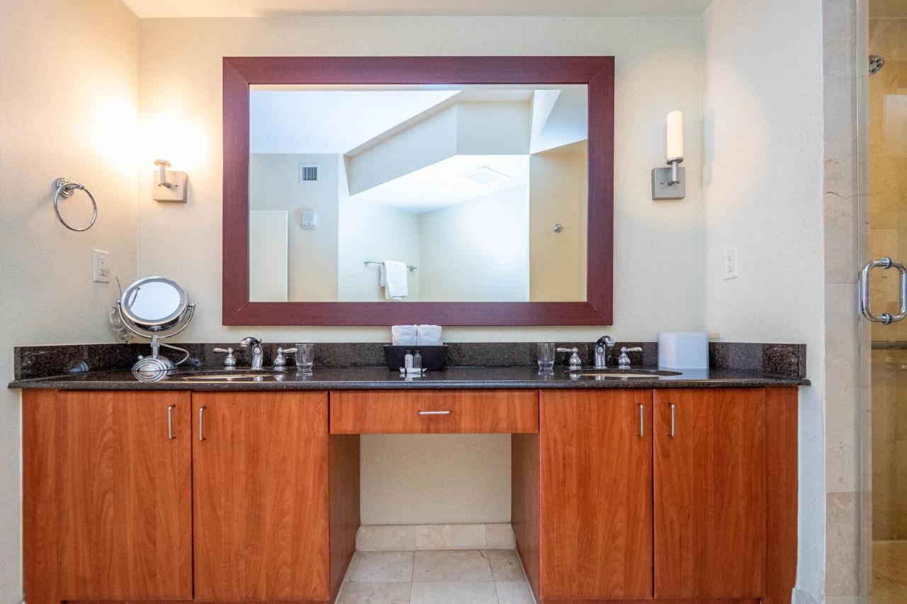 Trump Intl 2 Bedroom Apartment 1600 Sqf Ocean And Bay View Sunny Isles Beach Bagian luar foto