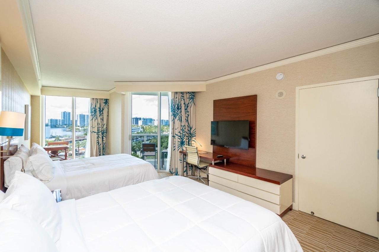 Trump Intl 2 Bedroom Apartment 1600 Sqf Ocean And Bay View Sunny Isles Beach Bagian luar foto