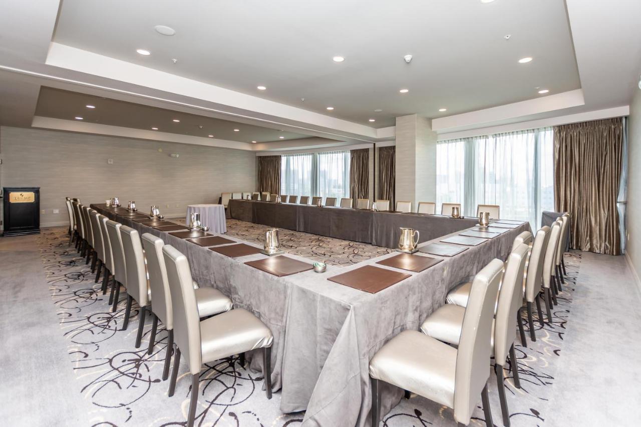 Trump Intl 2 Bedroom Apartment 1600 Sqf Ocean And Bay View Sunny Isles Beach Bagian luar foto