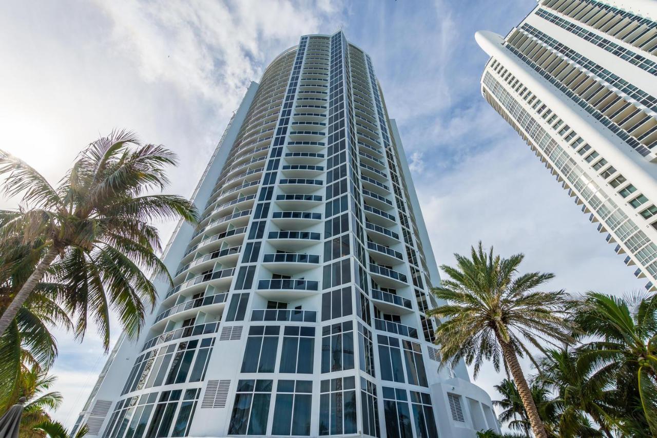 Trump Intl 2 Bedroom Apartment 1600 Sqf Ocean And Bay View Sunny Isles Beach Bagian luar foto